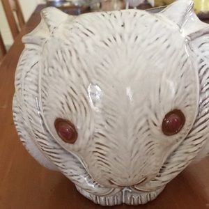 Rabbit pot